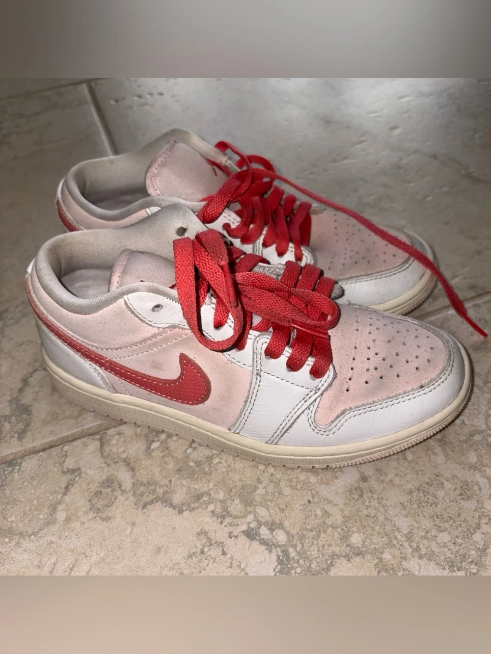 Nike Low Top Sneakers in Pink & Red Accents